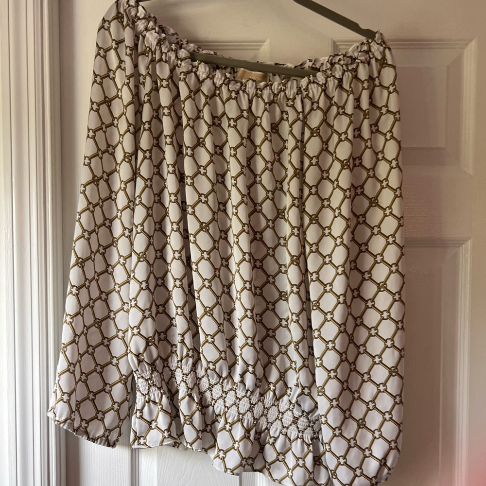 White and gold top